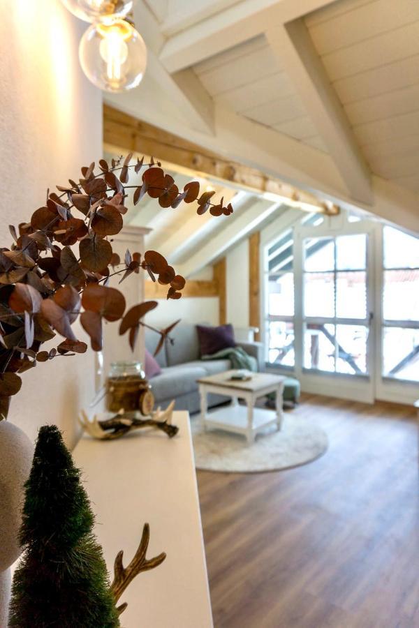Apartment Toller Ausblick, Berge, Sonne, Balkon - Zentral In *